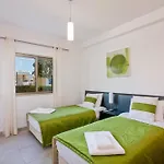 Albufeira Sunny Apartment 3 With Pool By Homing