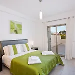Albufeira Sunny Apartment 3 With Pool By Homing